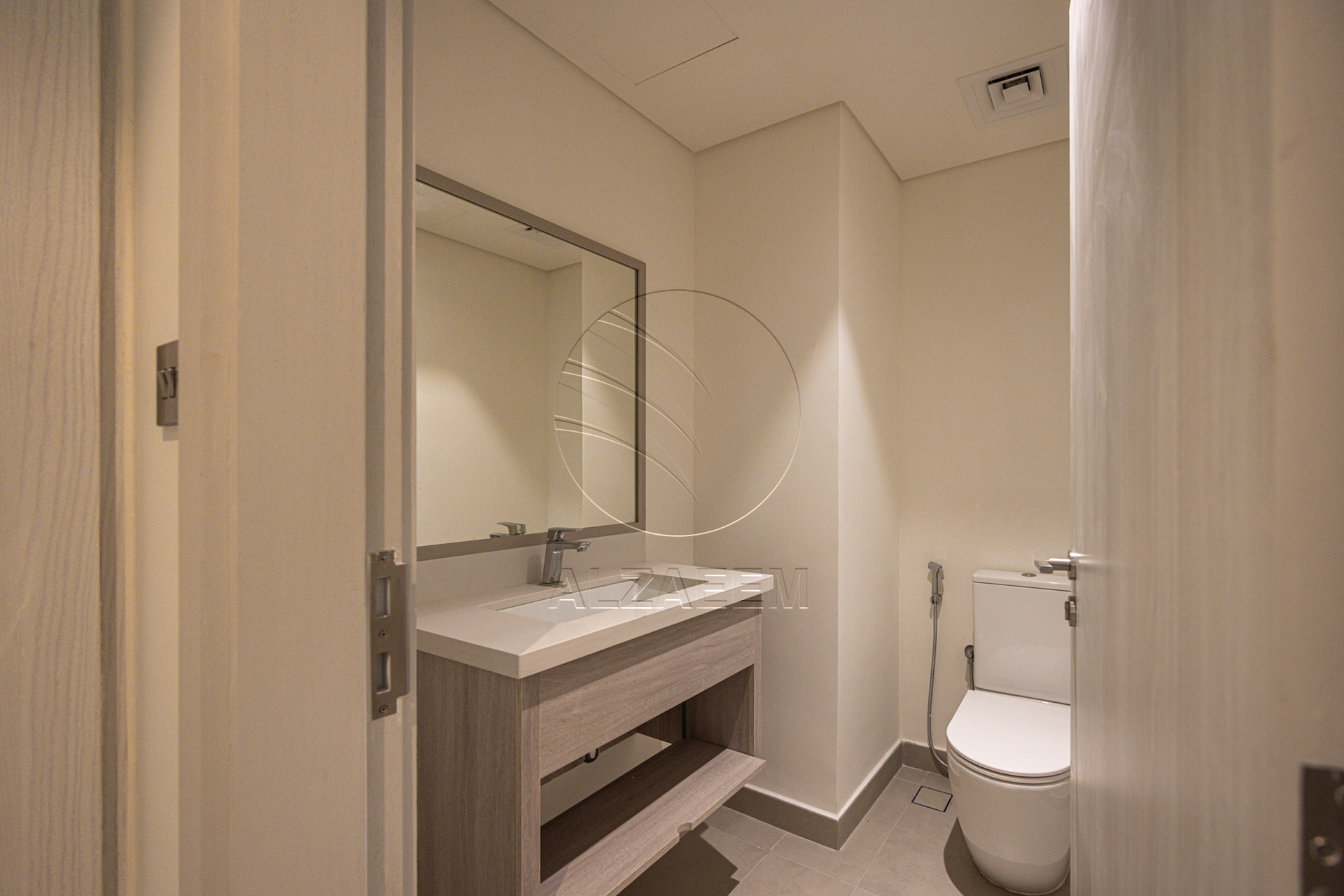 √ EXCLUSIVE |CORNER | Vacant| Spacious Plot √