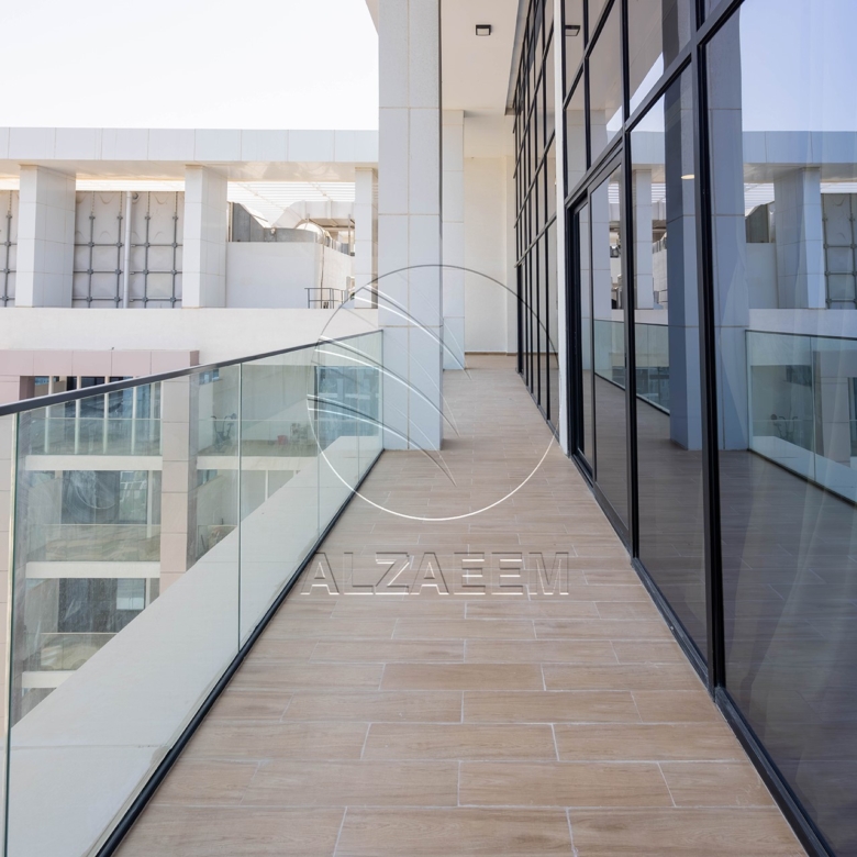√5BR Penthouse | End Use | Stunning Canal Views√