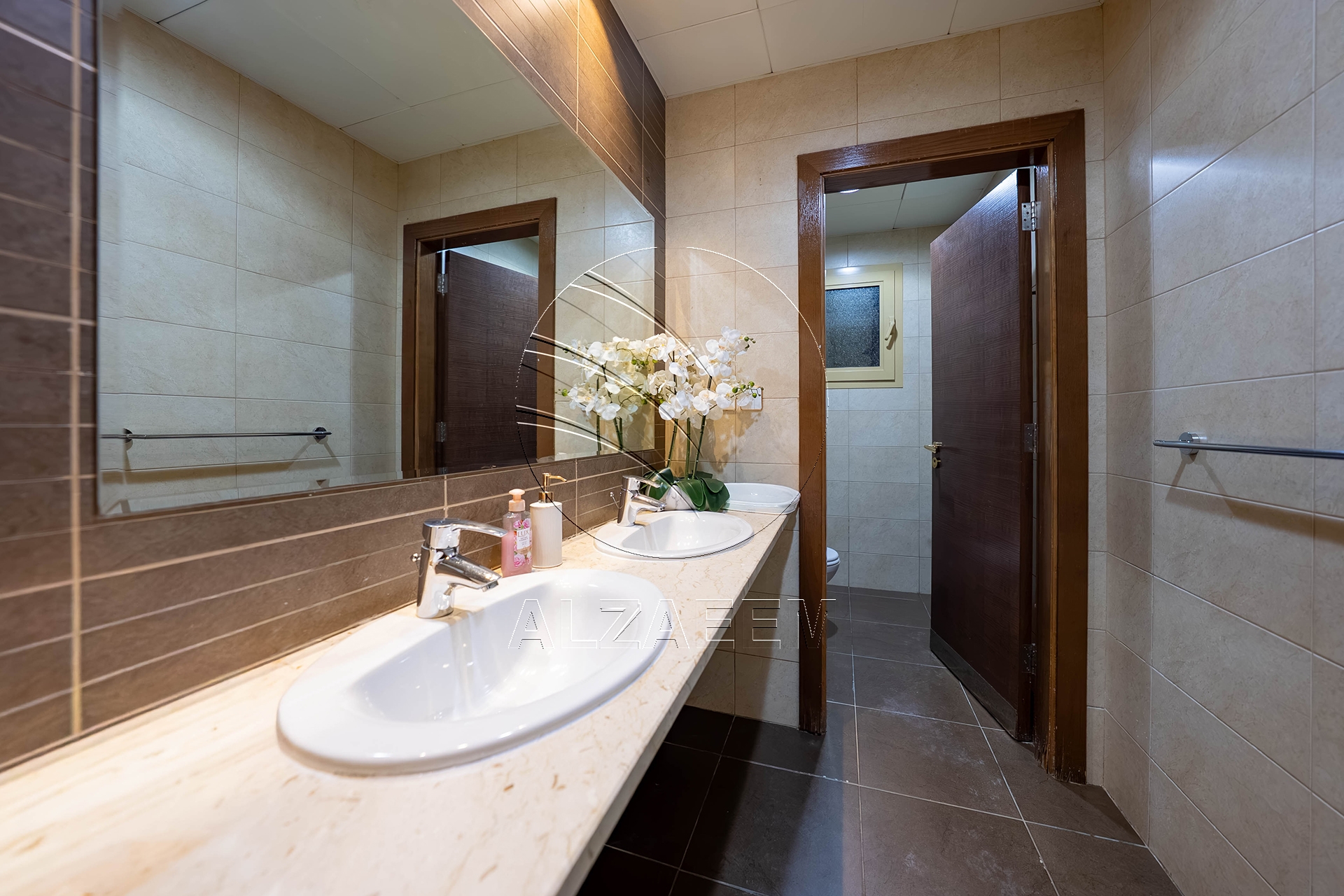 Single Row | Upgraded 5BR Villa | Pool and Garden