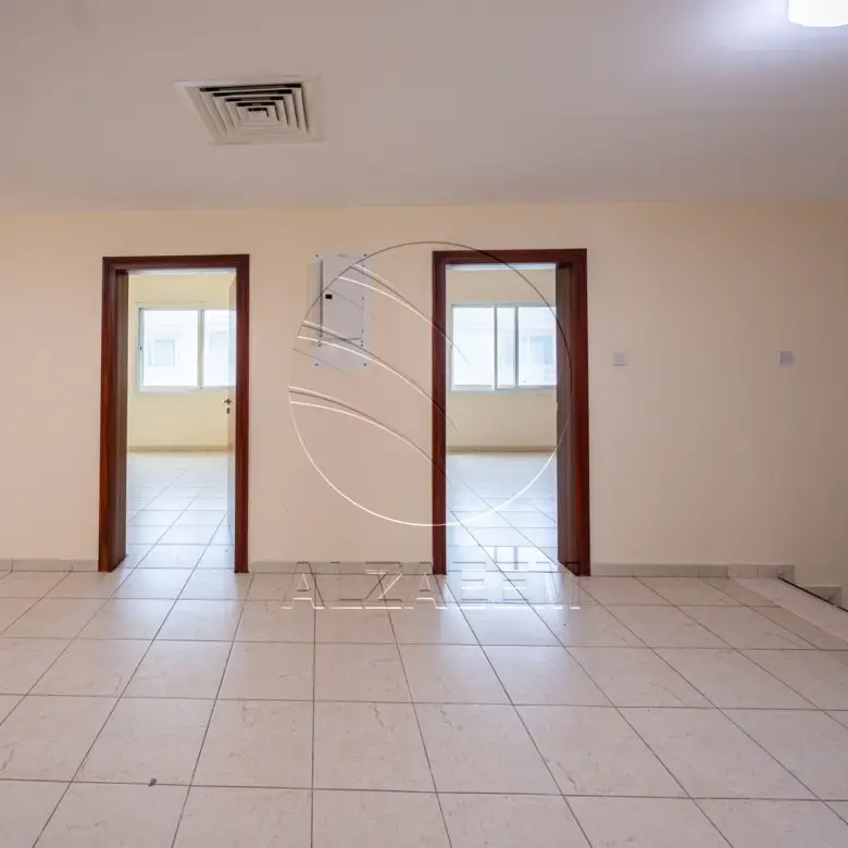 VACANT | Villa 4br Upgraded to 5br | BIG Backyard