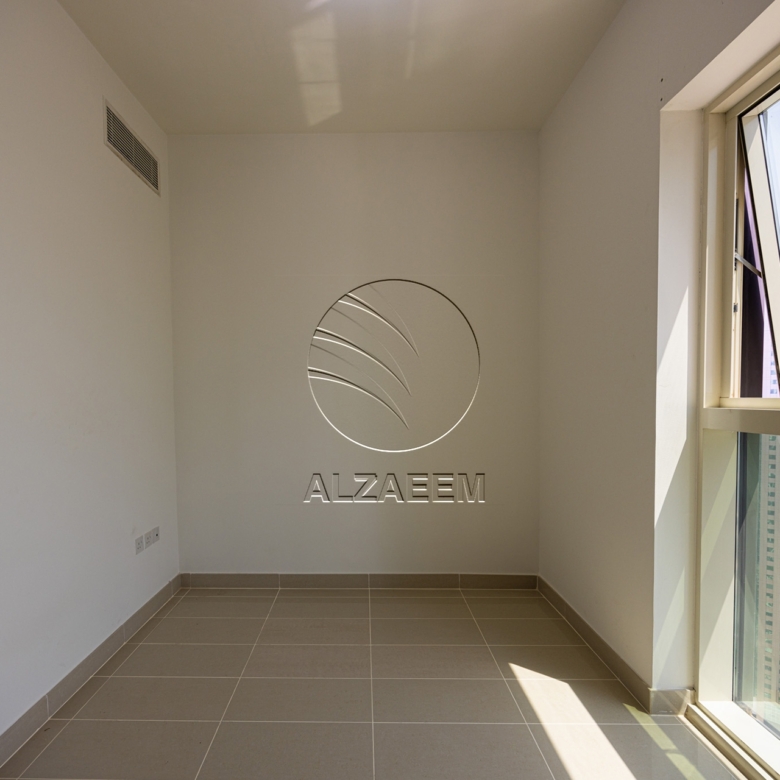 Vacant | Sea View | Higher Floor | with Balcony