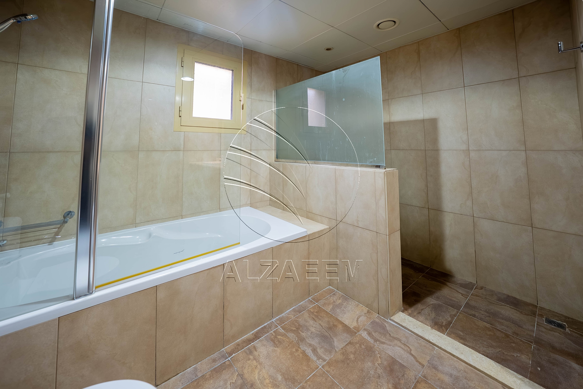 Single Row | Upgraded 5BR Villa | Pool and Garden