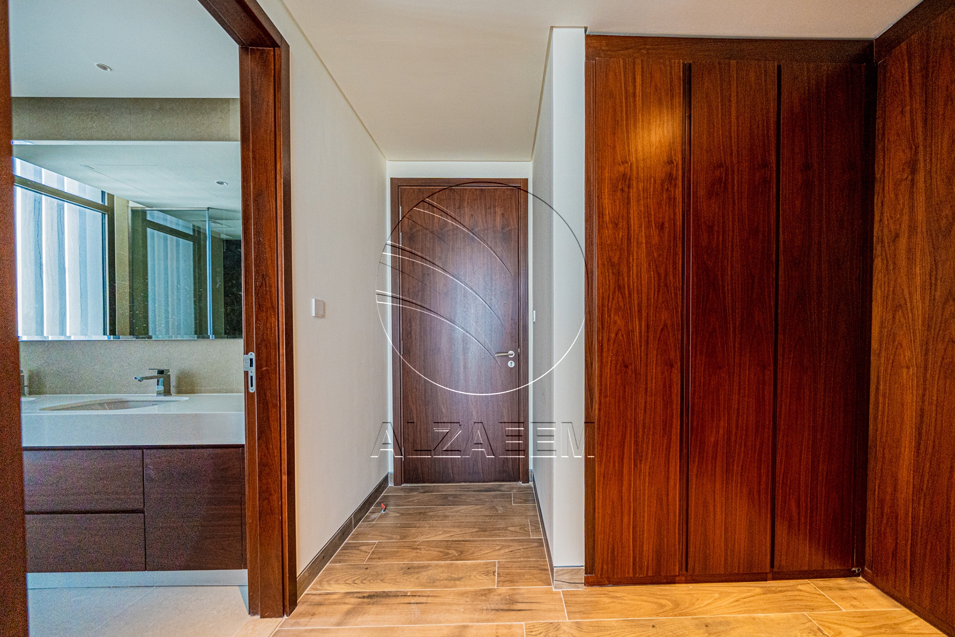 √Corner | Single Row | Big Plot Size | 5BR SELECT√