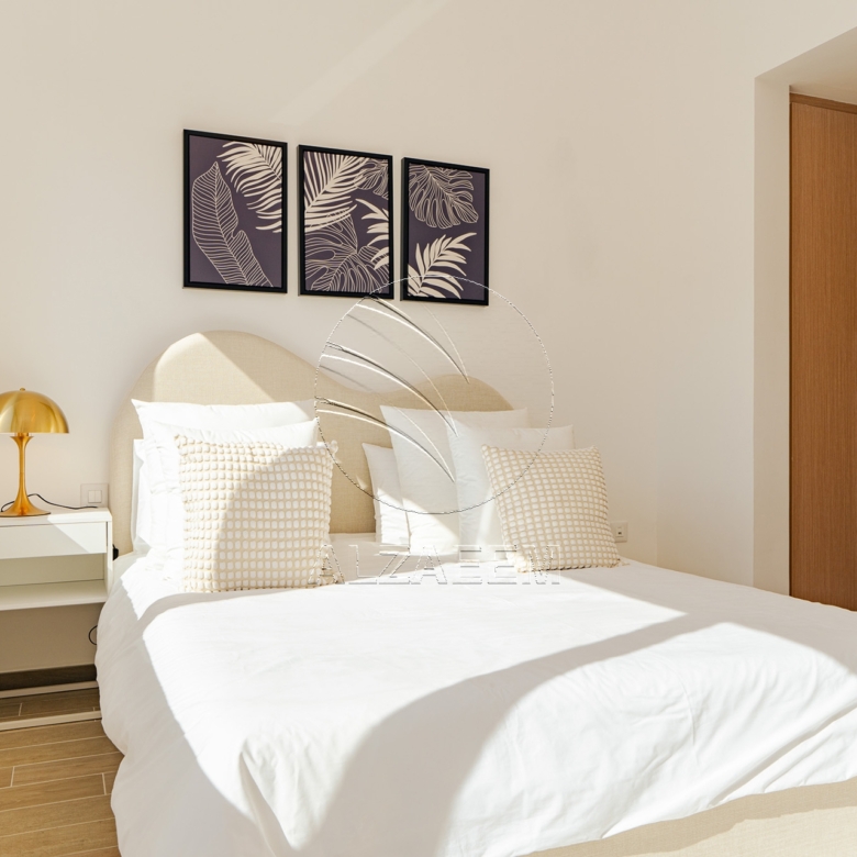 VACANT!High Floor Furnished 2BR+M | Golf+Sea Views