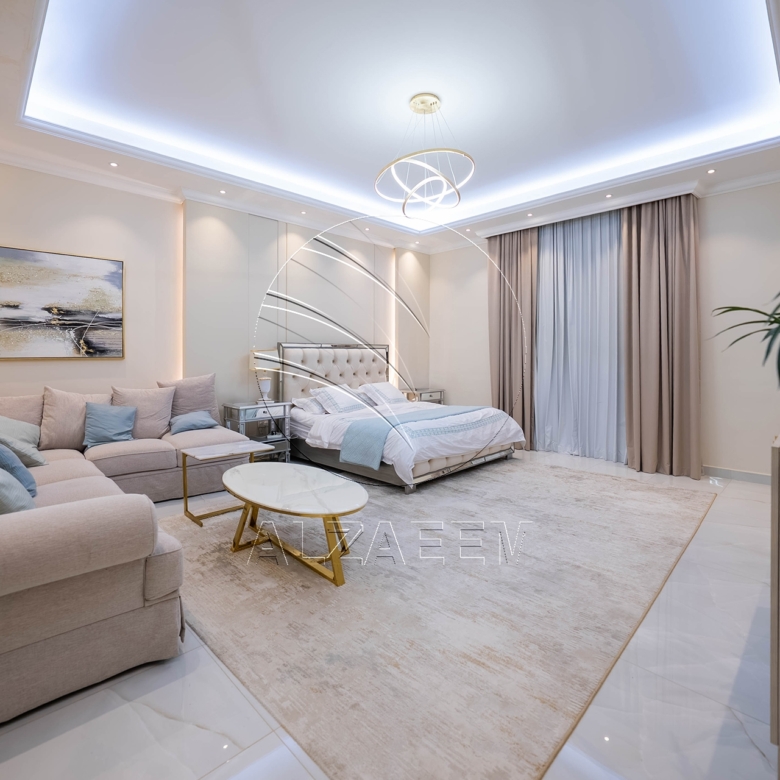 Single Row | Upgraded 5BR Villa | Pool and Garden