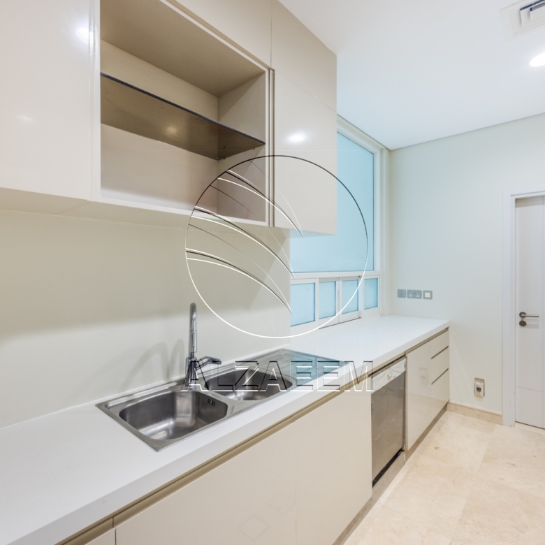 Premium Location | High Ceiling Villa | AL GHAF