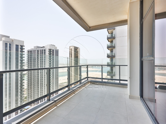Vacant CORNER 3BR+Maid | Sea View | Higher Level