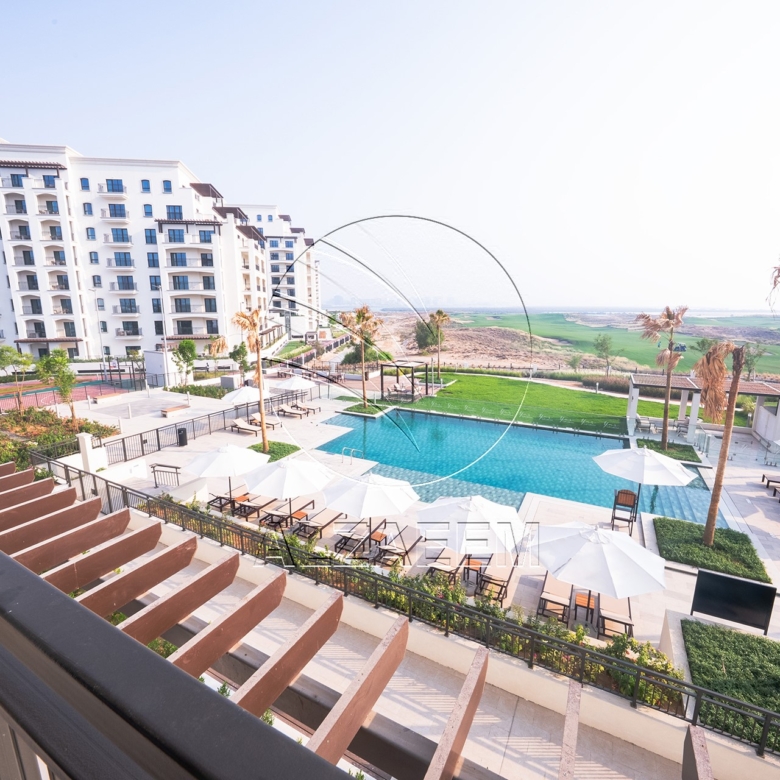 √ RARE 2BR+M Duplex | Direct Golf Course View √