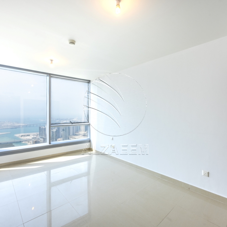VACANT! | Higher Level | Panoramic Sea View