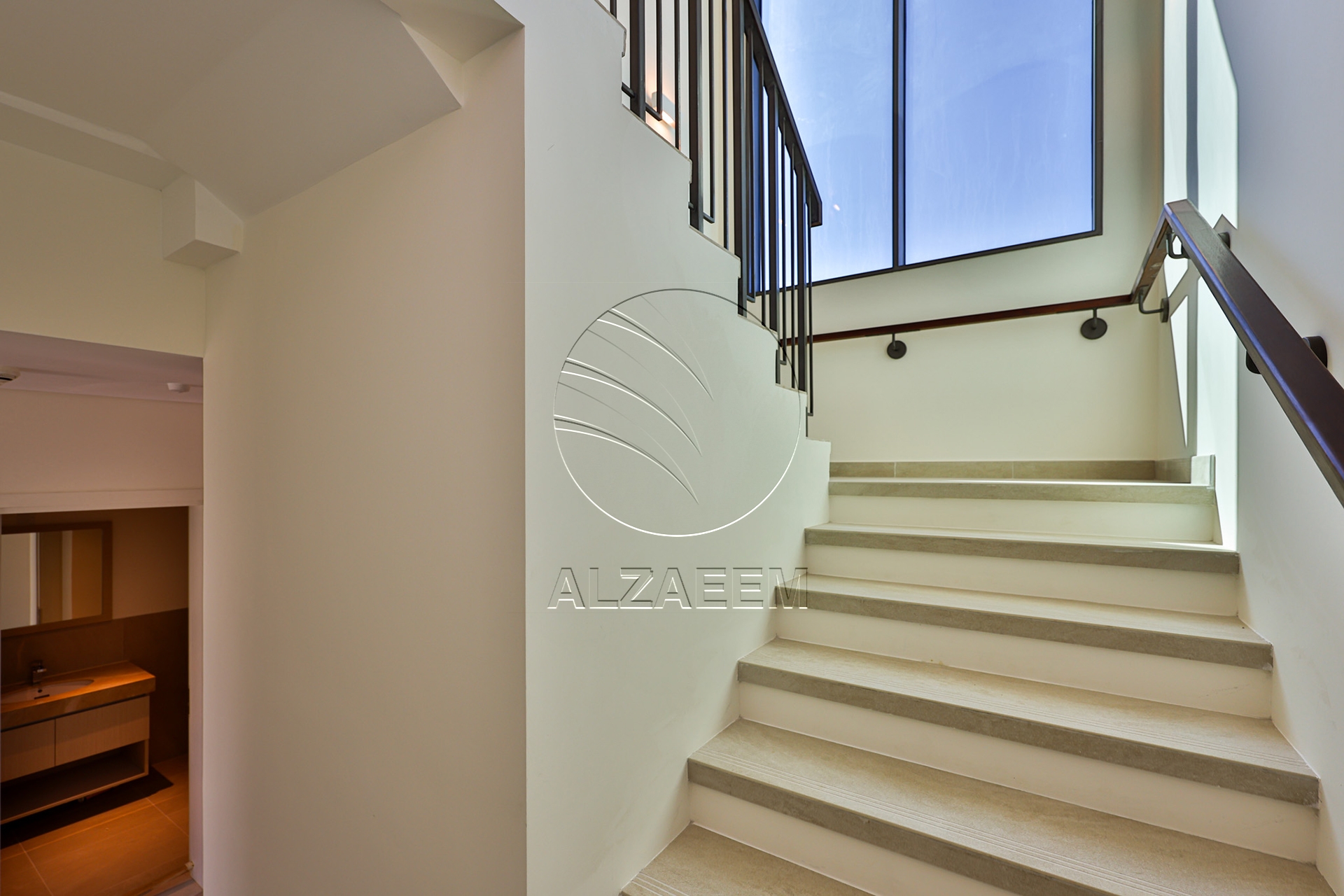 √Single Row End Villa | Steps away from the Park√