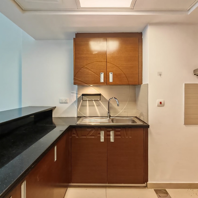 √ Rare Availability | Pool & Sea View | VACANT √