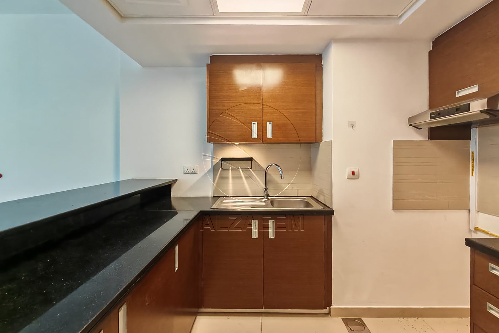 √ Rare Availability | Pool & Sea View | VACANT √