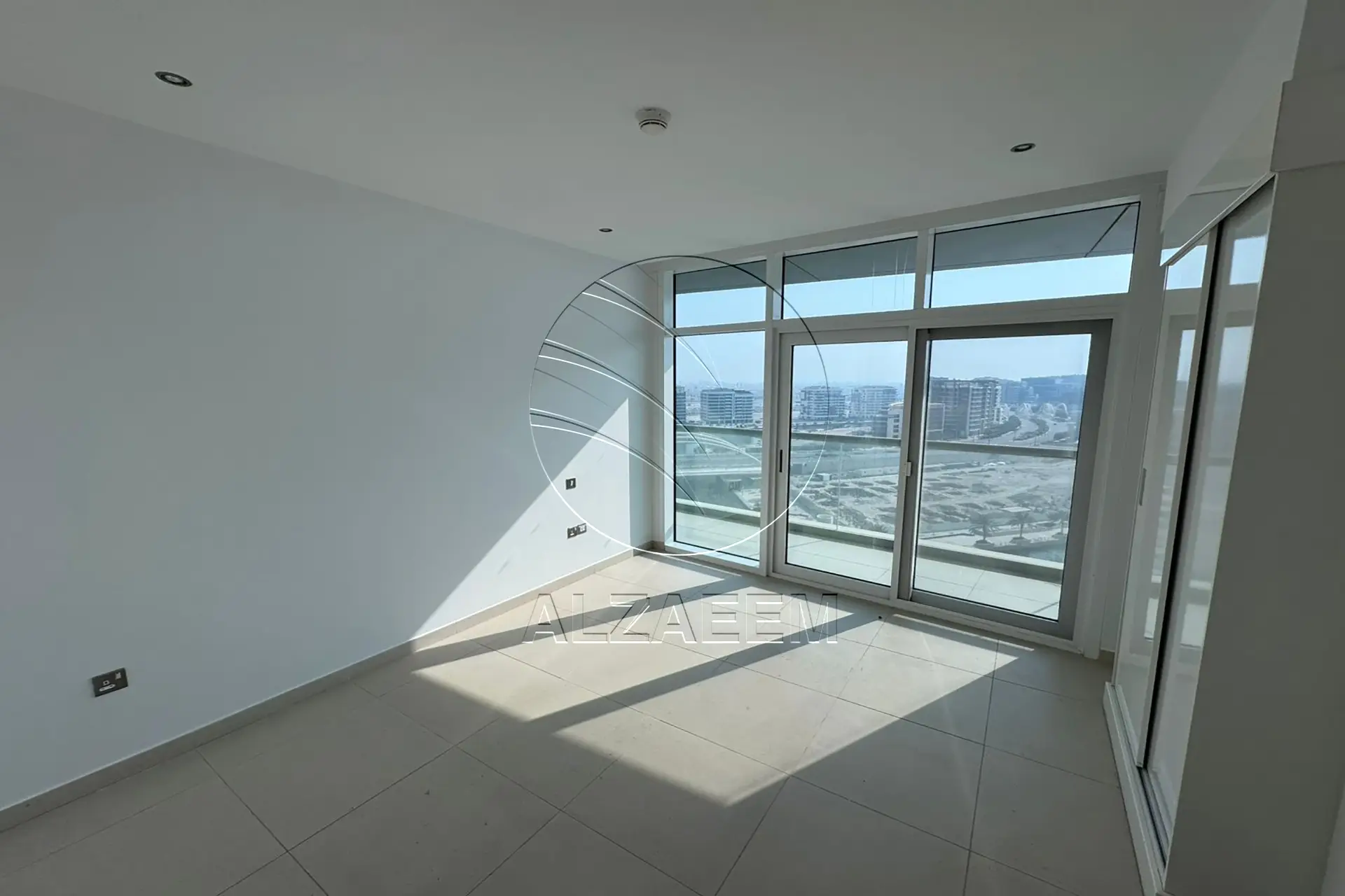 √Huge Layout | Full Sea View | Waterfront Living√