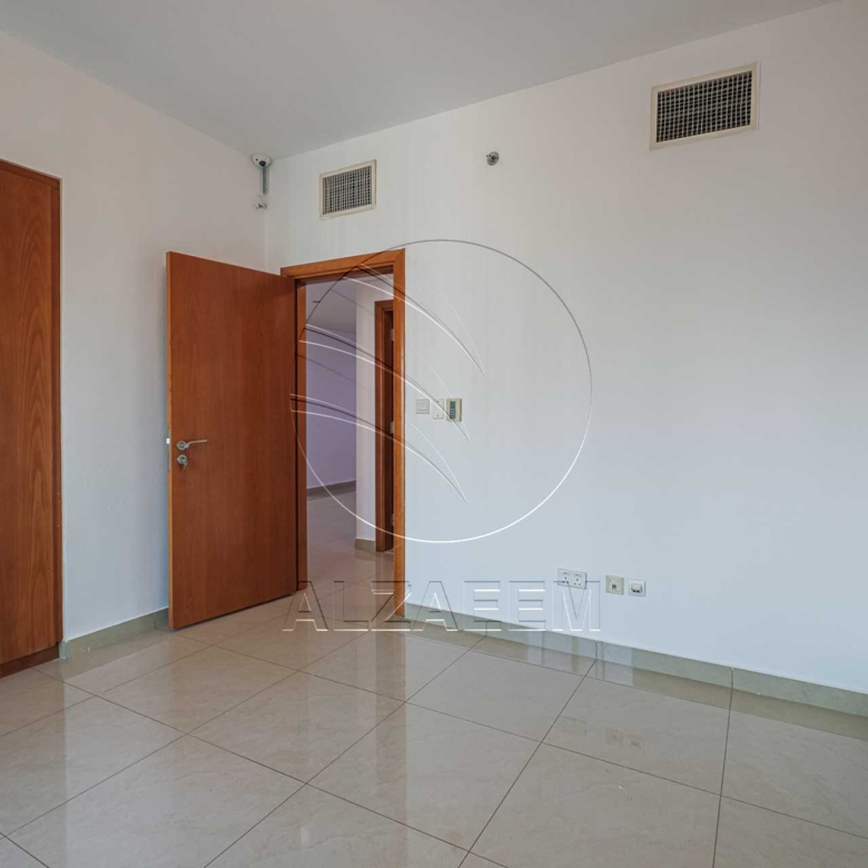 √Stunning Sea Views | Prime Location |VACANT! √