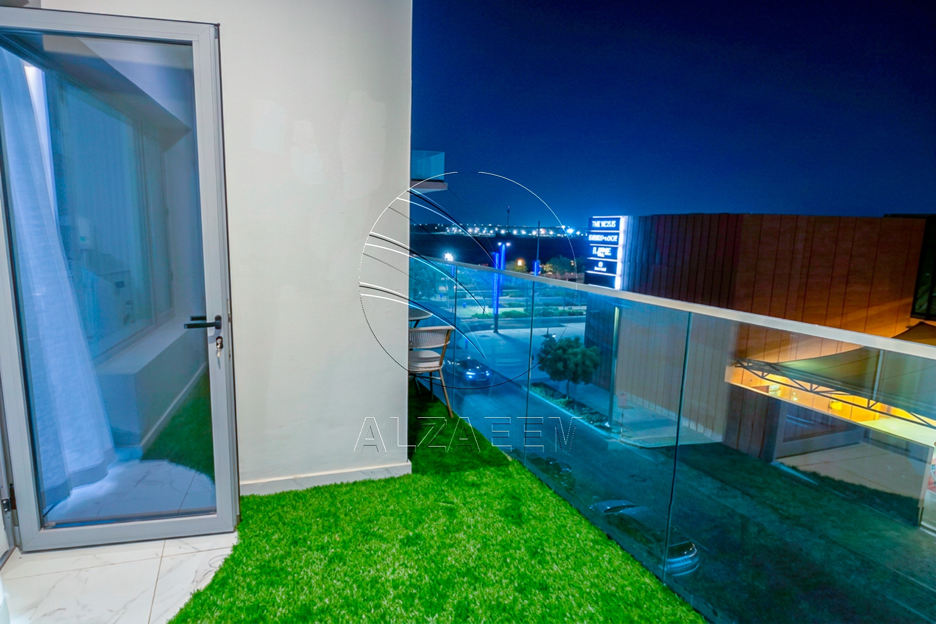 √VACANT | Fully Furnished Studio | Mid Level √