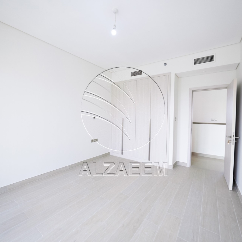 √ RARE 2BR+M Duplex | Direct Golf Course View √