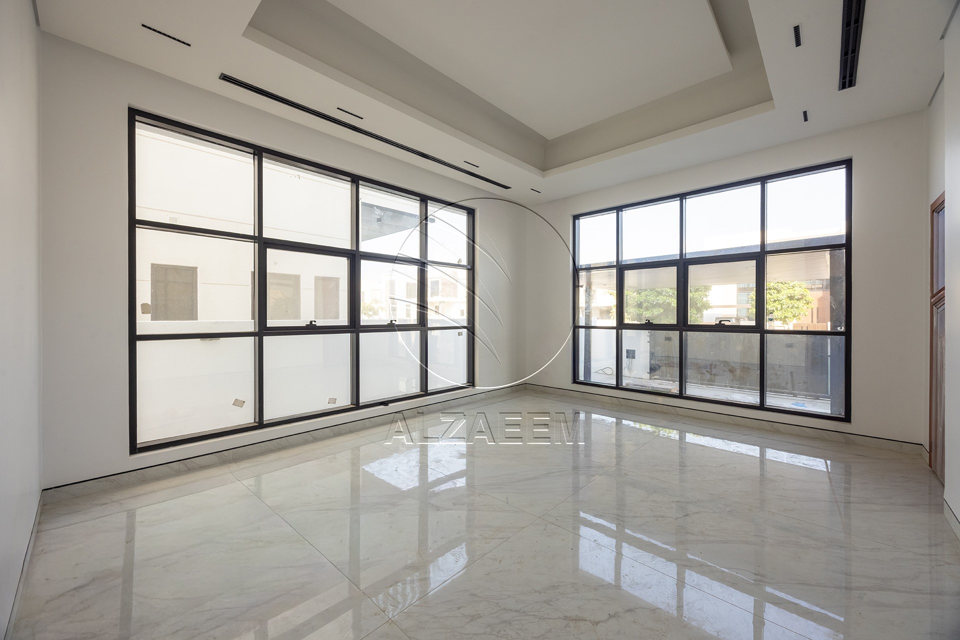√Private Pool | High Ceiling | 654 SQM PLOT√