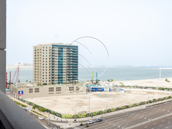 VACANT | Prime Layout | Partial Sea Views