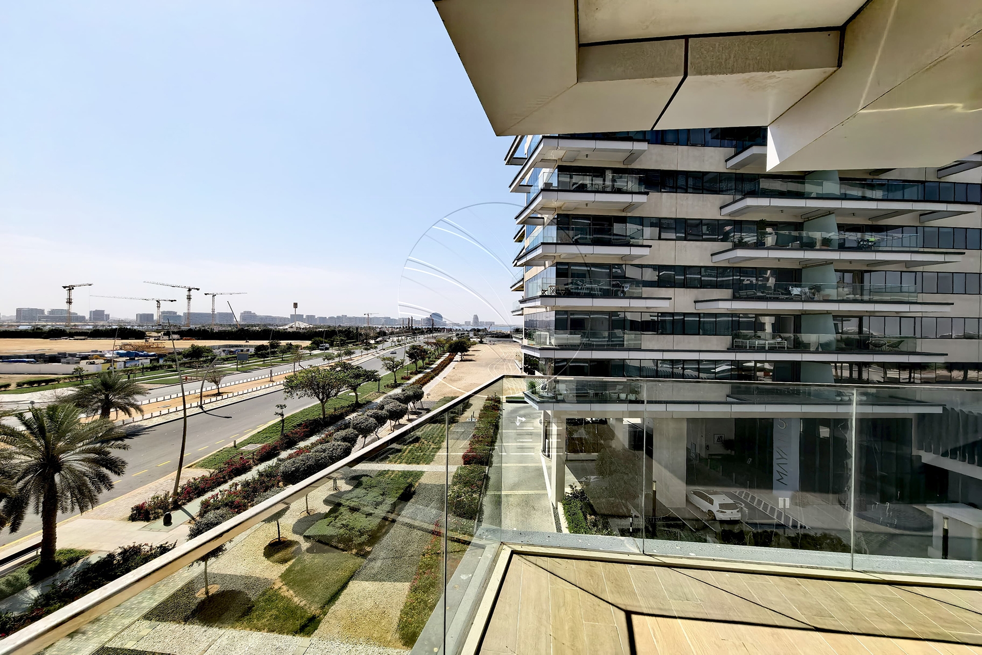 High End Furniture, Partial Sea and Golf | VACANT