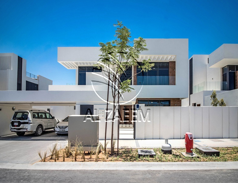 Upgraded w/ Pool+Gym | Furnished Option Available