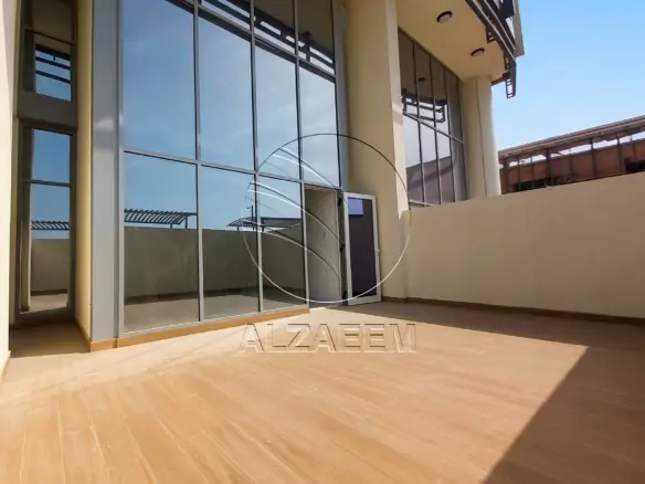 VACANT 2BR DUPLEX | Large Patio | Prime Location