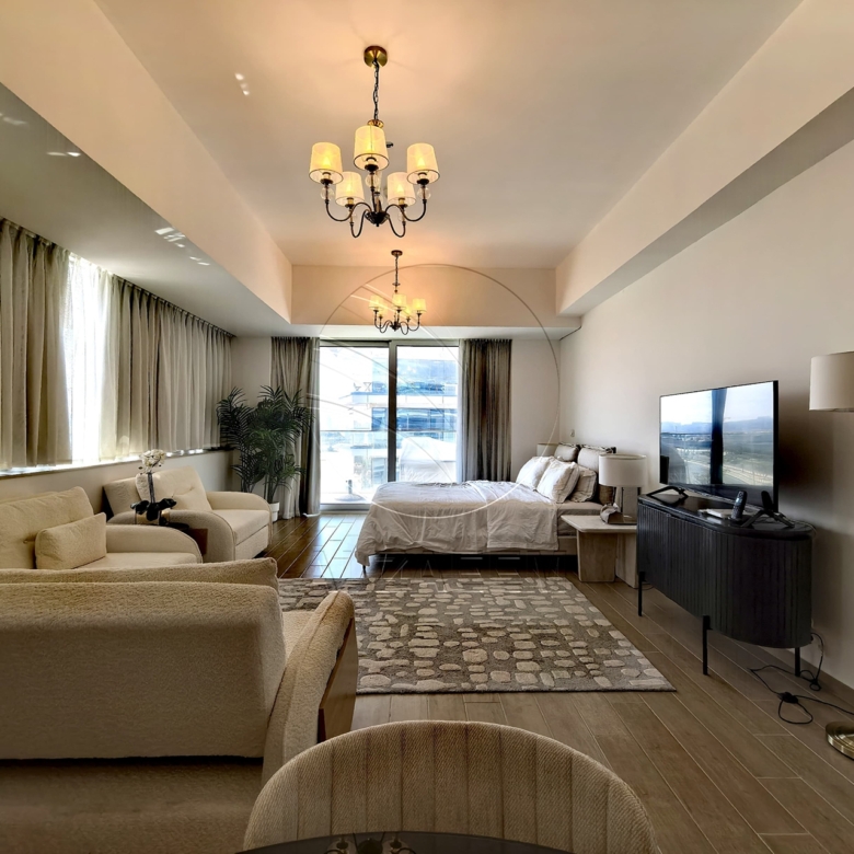 High End Furniture, Partial Sea and Golf | VACANT