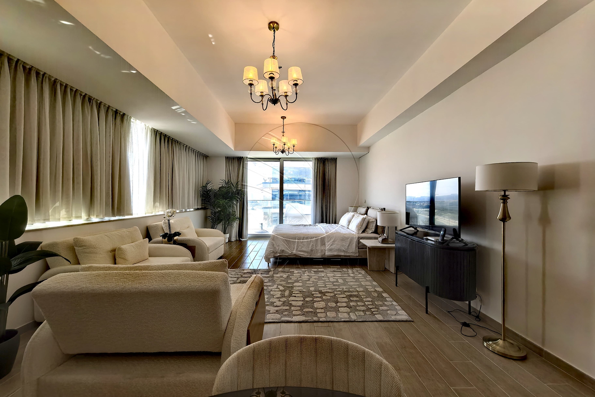 High End Furniture, Partial Sea and Golf | VACANT