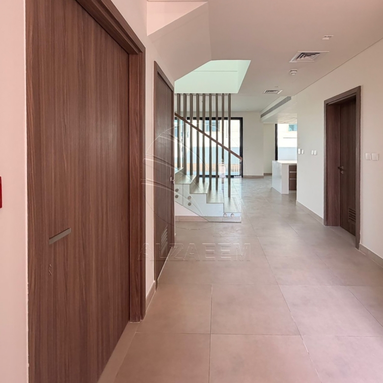 √ Near Community | Type 3Y | Move-in Ready √