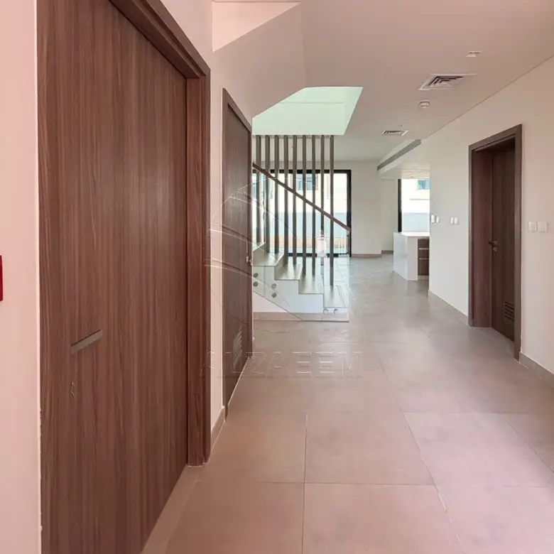 √ Corner 3XS | Rented+Refund | Landscaped √