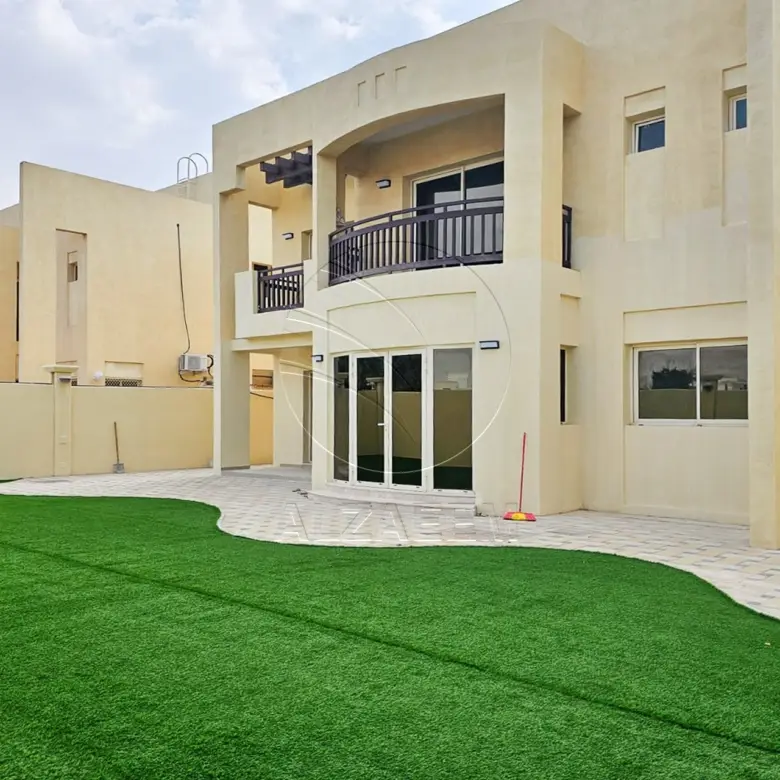 5BR Corner Villa | Private Pool | Spacious Garden