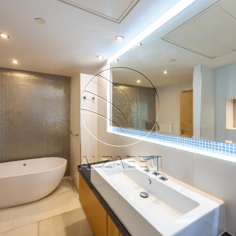 Exclusive! 4BR Penthouse | Full Sea View