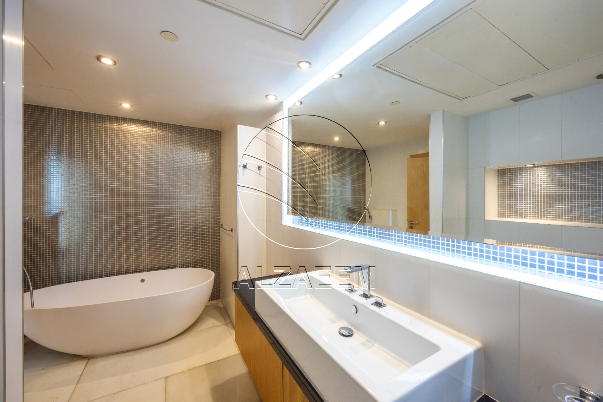 Exclusive! 4BR Penthouse | Full Sea View