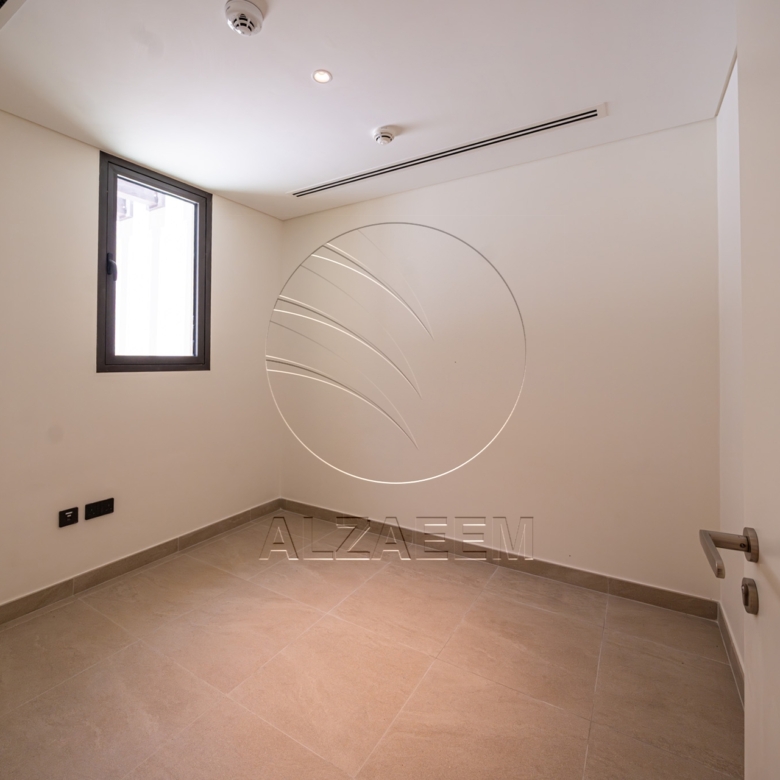 √EXCLUSIVE! | Spacious Plot! Prime Location√