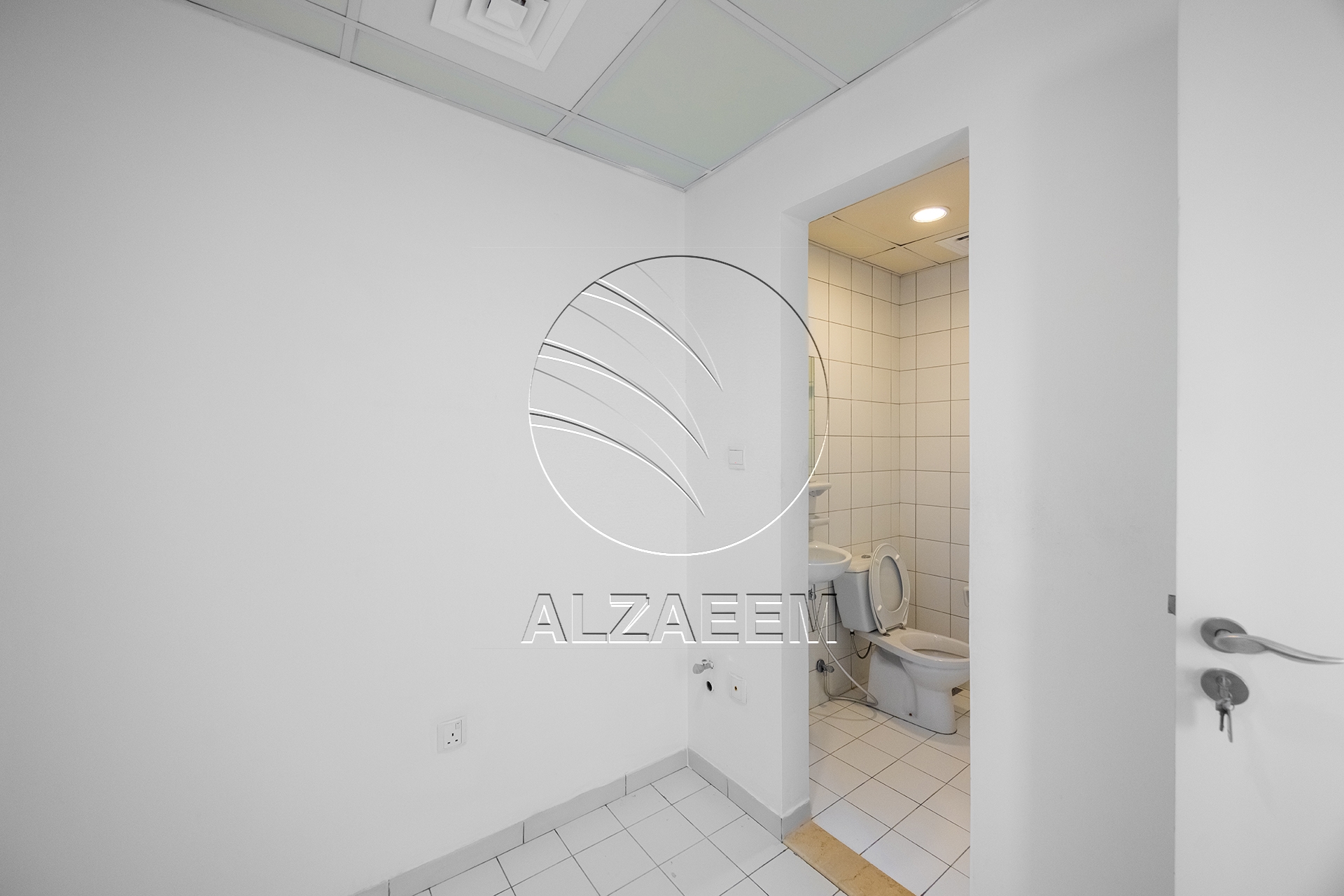 √Hot Deal! VACANT| Higher Floor | Sea View√