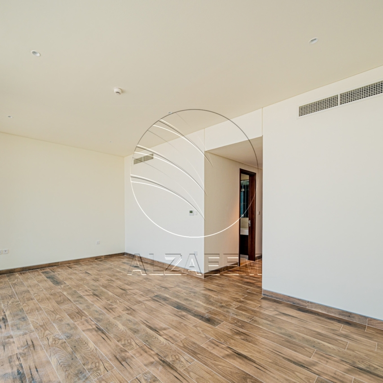 √Corner | Single Row | Big Plot Size | 5BR SELECT√