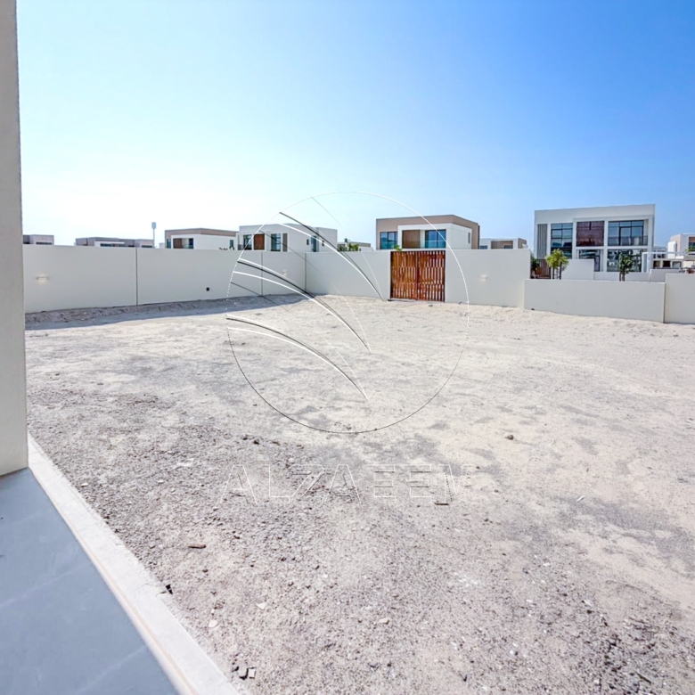 √ V4 SELECT| Single Row Villa – Big Plot√