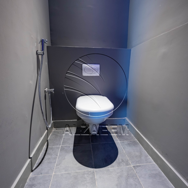 √ Fitted – Spacious Showroom| Ideal Business Location √