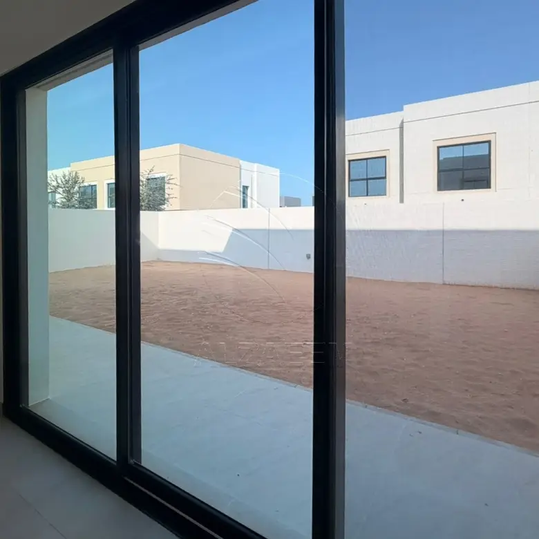 √ Corner 3XS | Rented+Refund | Landscaped √