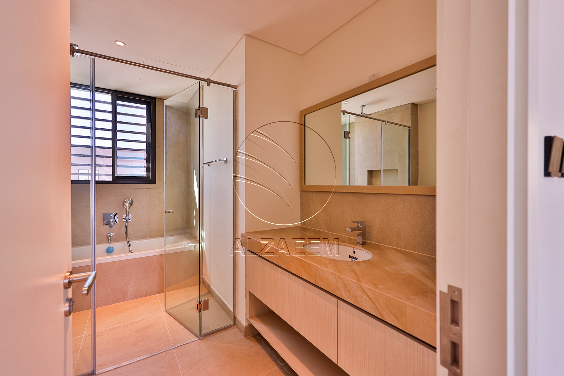 √Single Row End Villa | Steps away from the Park√