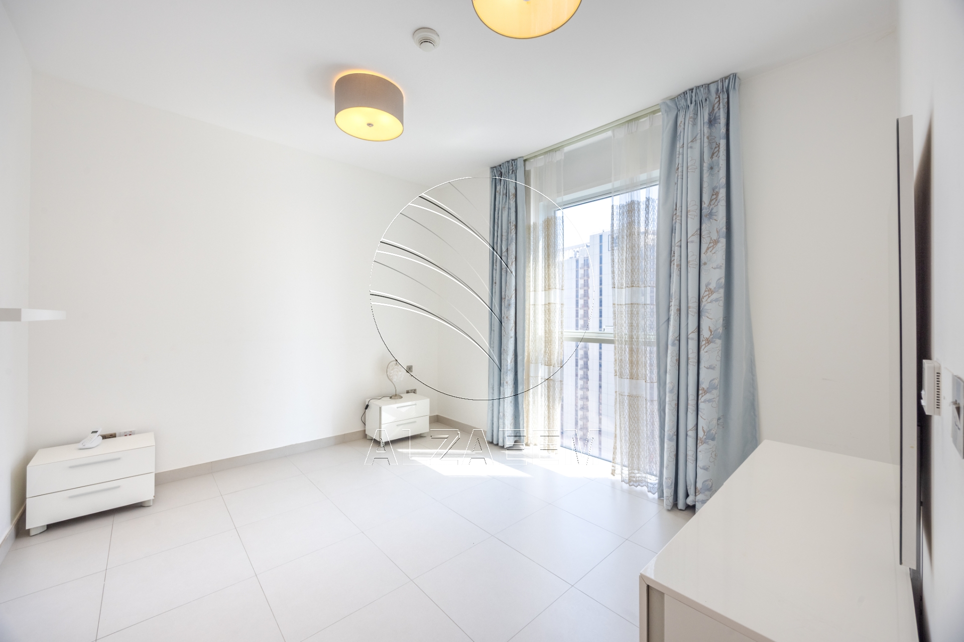 √ VACANT! Stunning Sea View | Higher Level √