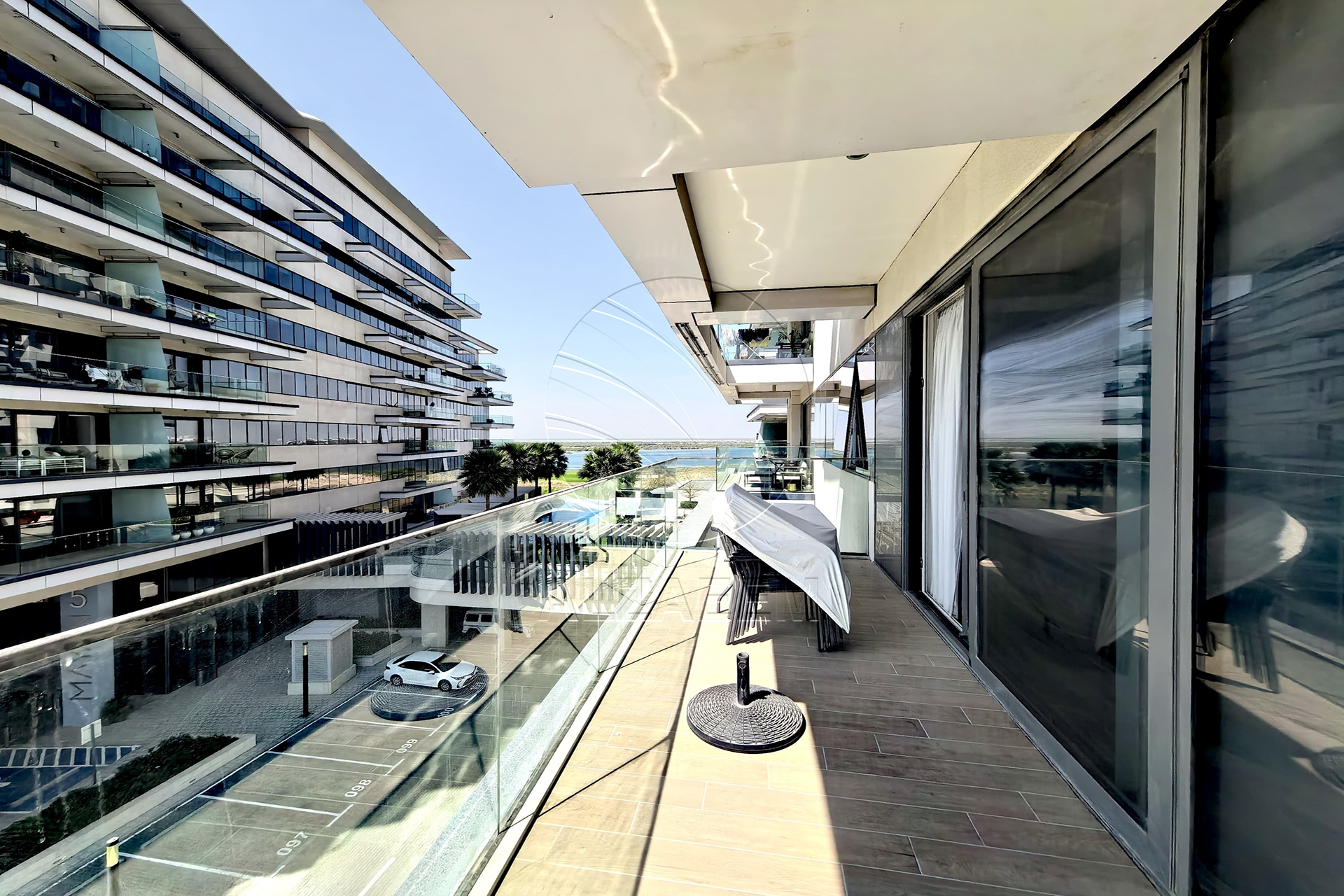 High End Furniture, Partial Sea and Golf | VACANT