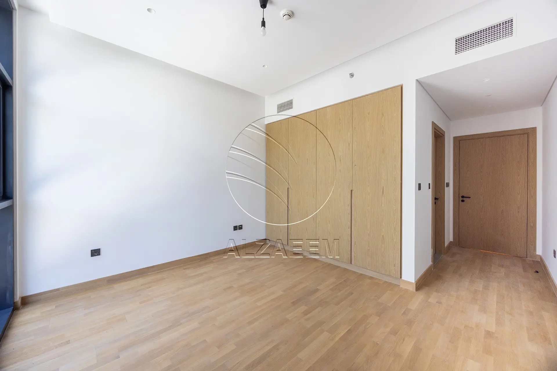 √Spacious Unit | Premium Location | Move-in Ready√