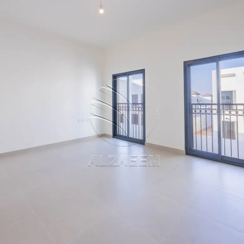 √ HOT! LANDSCAPED ! Prime Location | BIG PLOT √