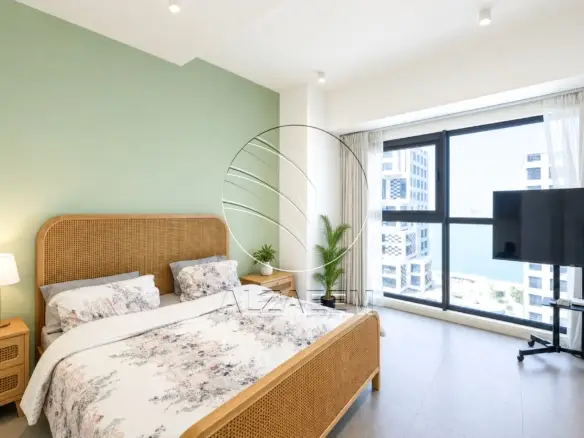 HIGH Level | Sea View | Furnished | VACANT