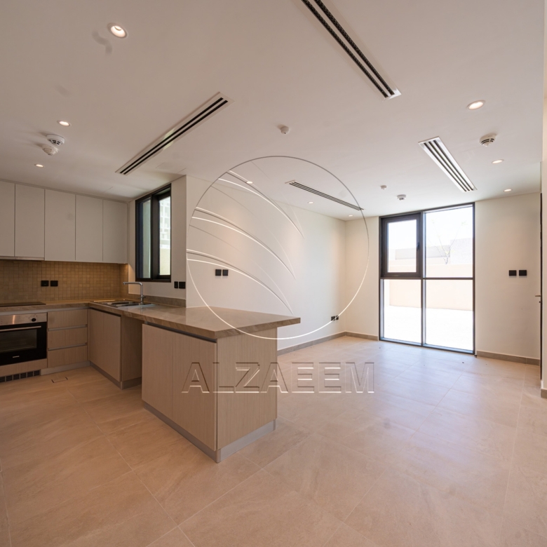 √EXCLUSIVE! | Spacious Plot! Prime Location√