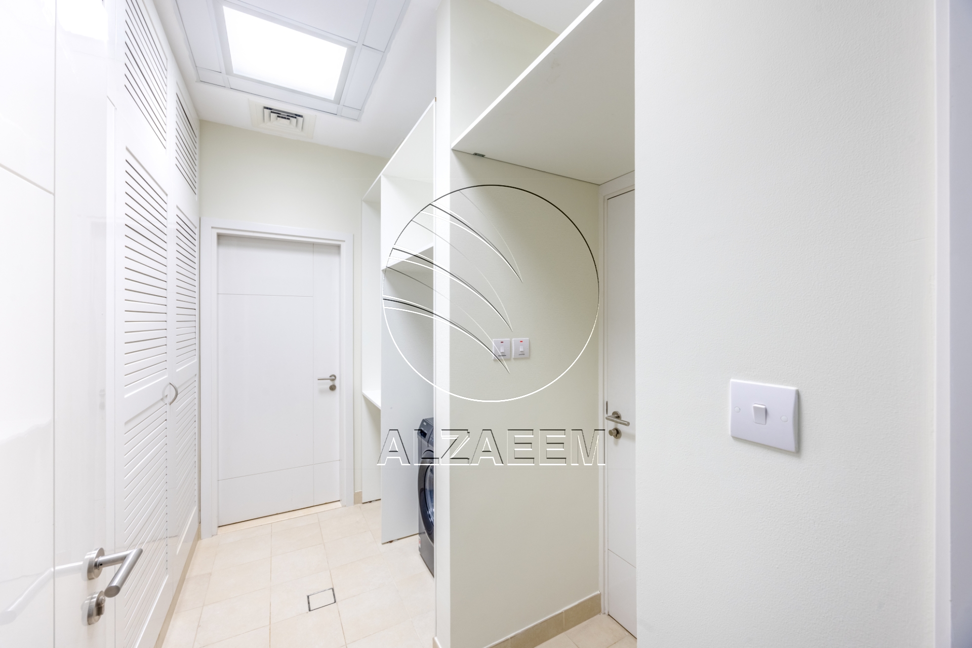 Premium Location | High Ceiling Villa | AL GHAF
