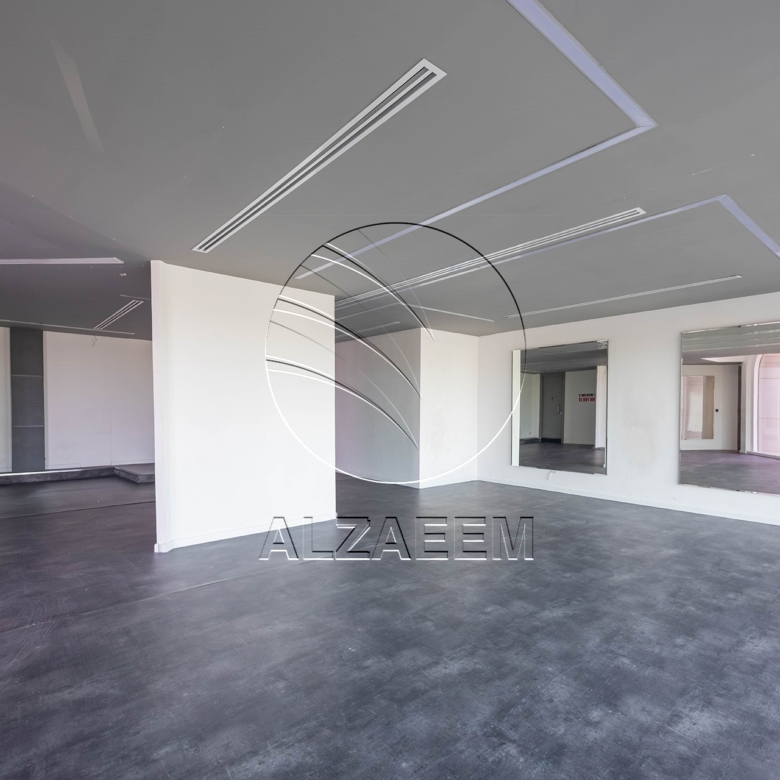 √ Fitted – Spacious Showroom| Ideal Business Location √