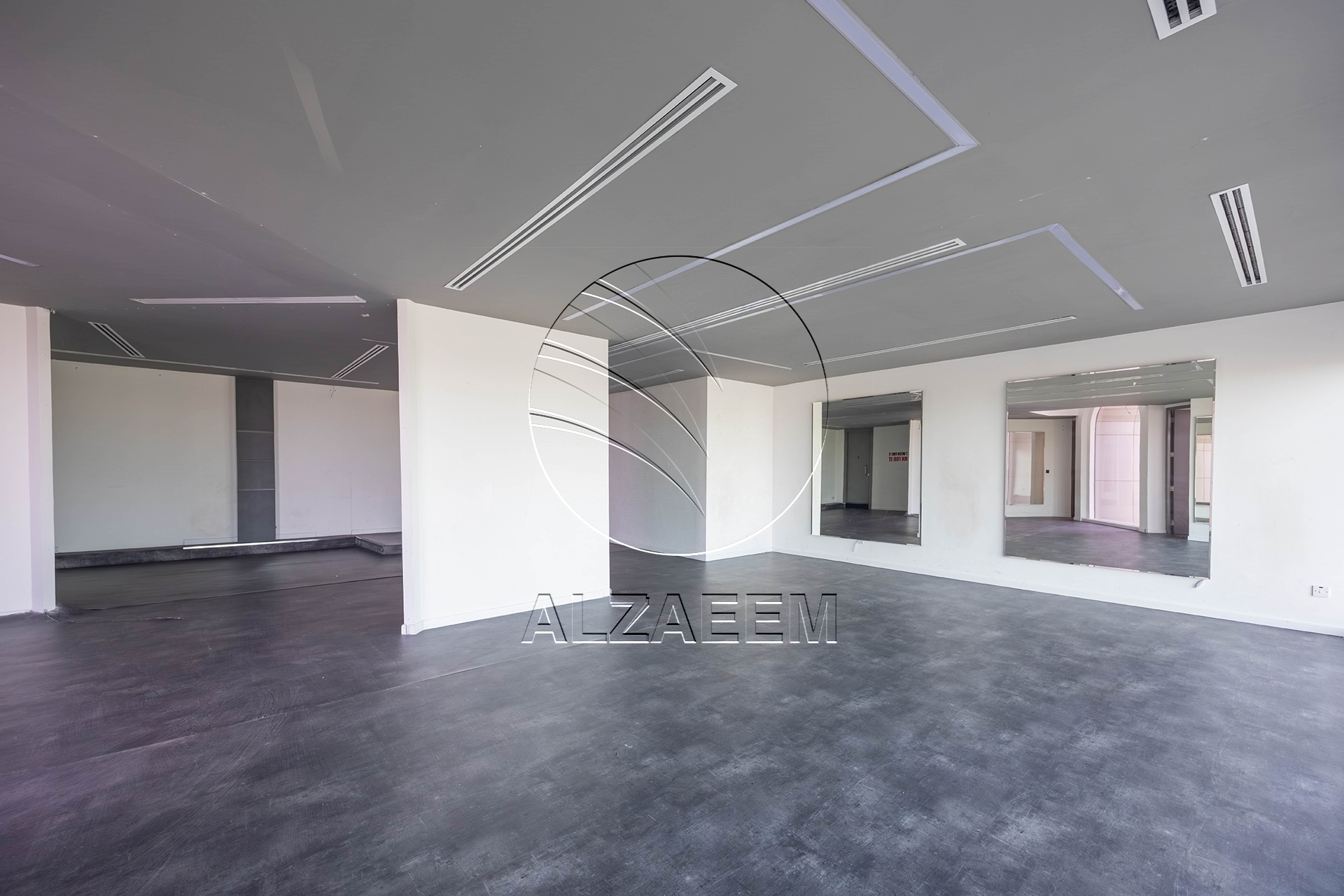 √ Fitted – Spacious Showroom| Ideal Business Location √