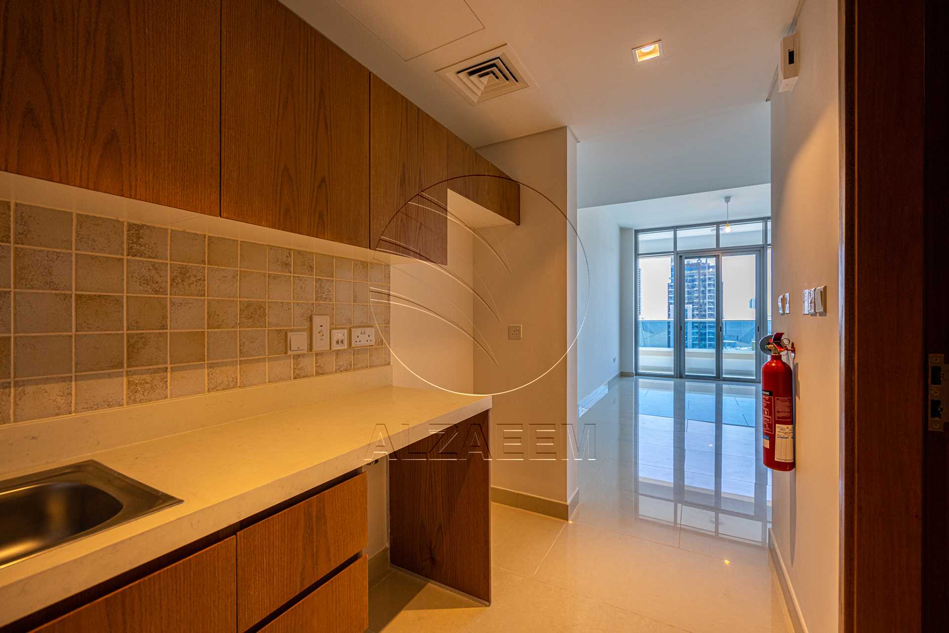 √Prime Location | Rented Studio | Community Views√