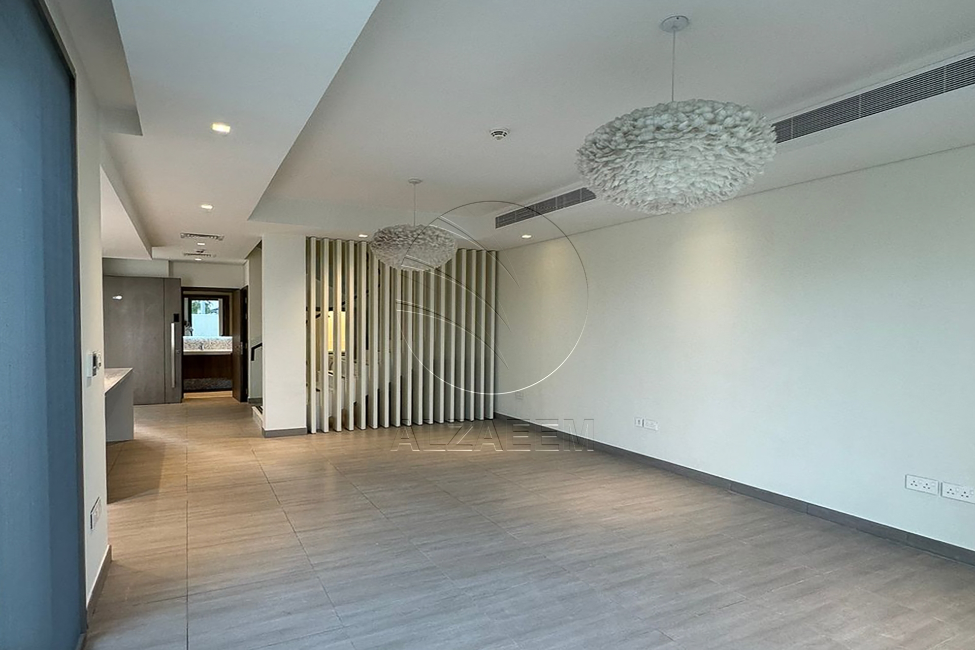 √HOT DEAL | Move-in Ready | Single Row – Mid Unit√